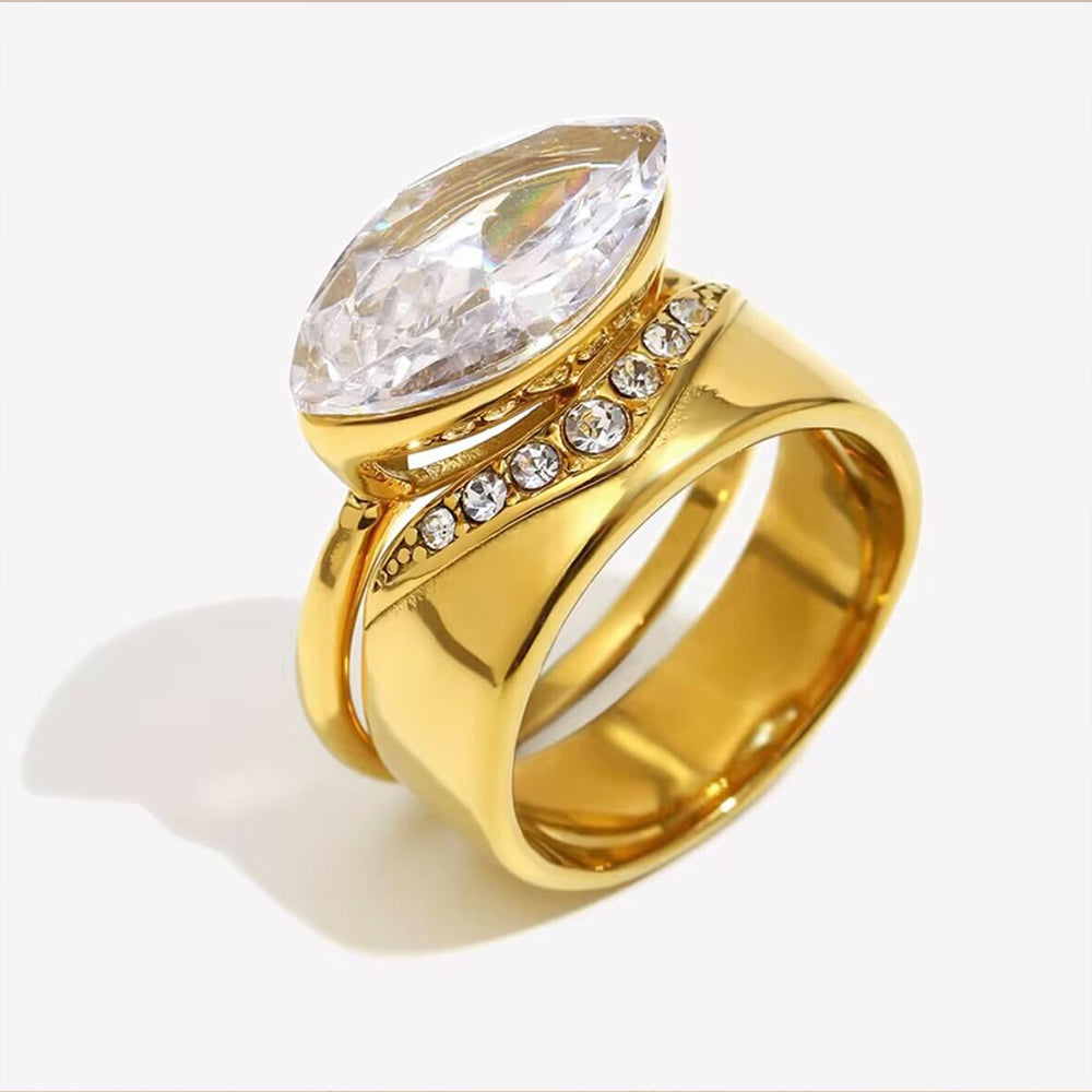 Luna Crest Ring