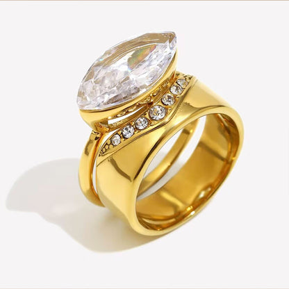 Luna Crest Ring