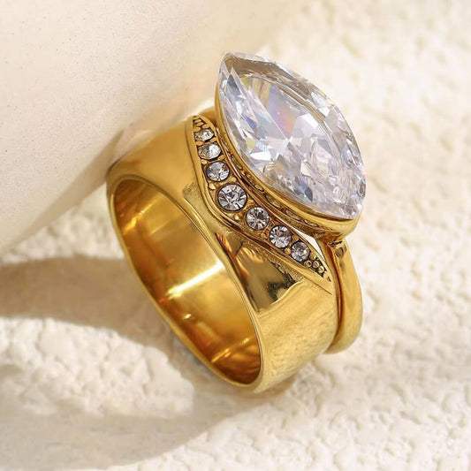 Luna Crest Ring