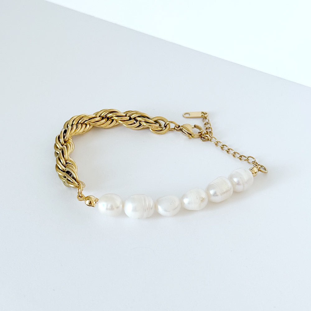 Pearl Chain Bracelet