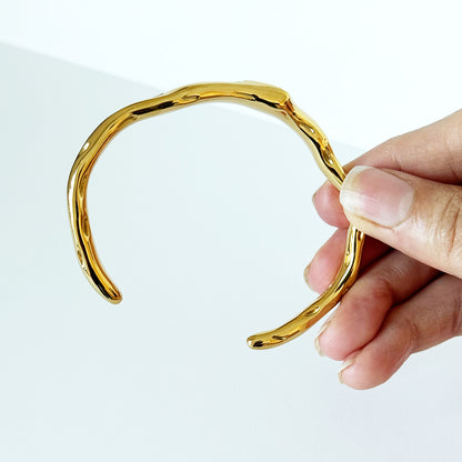 Hammered Emerald Cuff