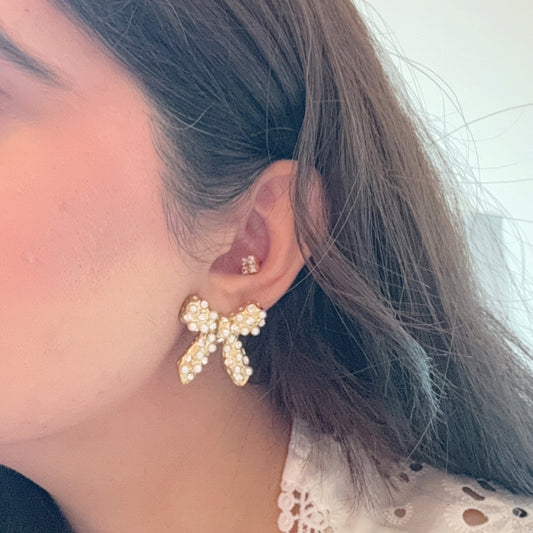 Bow Pearl Earrings