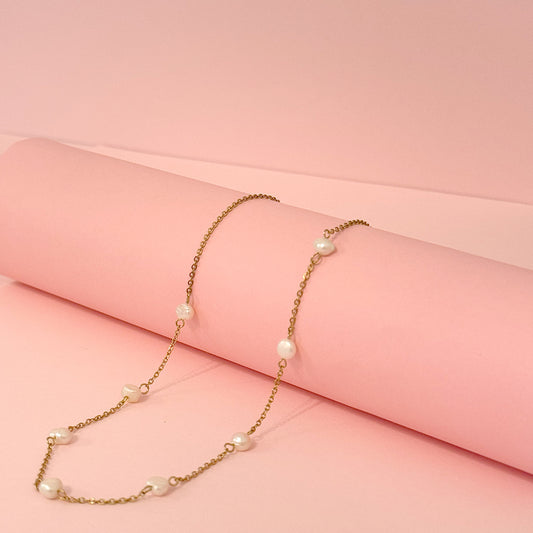 Leen Pearl Necklace