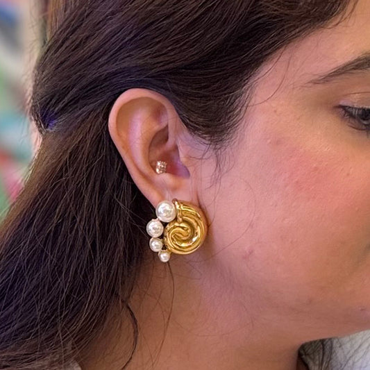 Snail Pearl Earrings